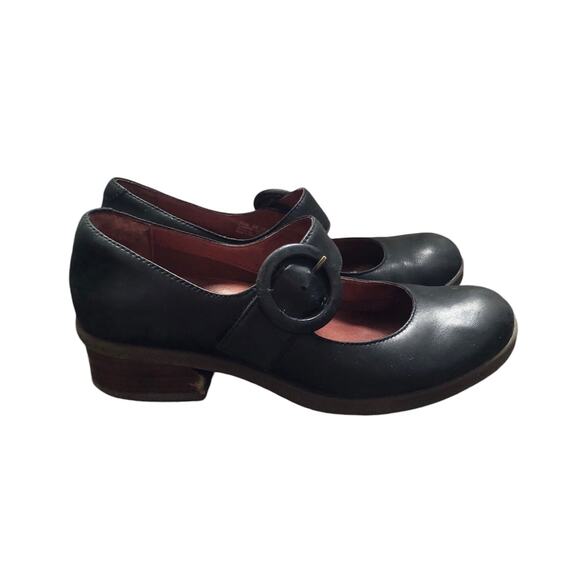 Dansko Women Leather Black Sandal Size 38
